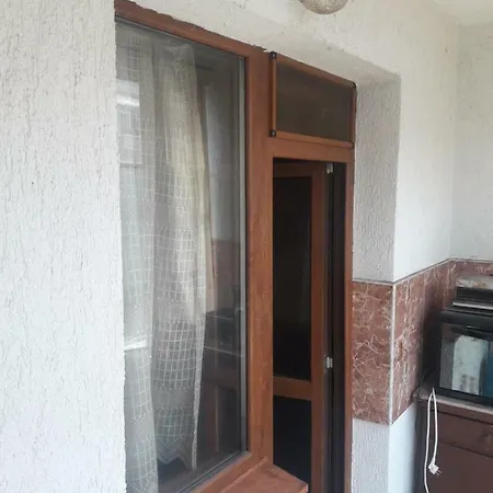 דירה Апартамент За Нощувки В Удобство---- В Центъра На Бургас Зад Новата Поща