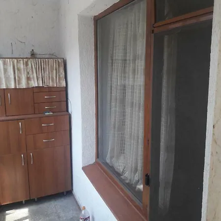 דירה Апартамент За Нощувки В Удобство---- В Центъра На Бургас Зад Новата Поща